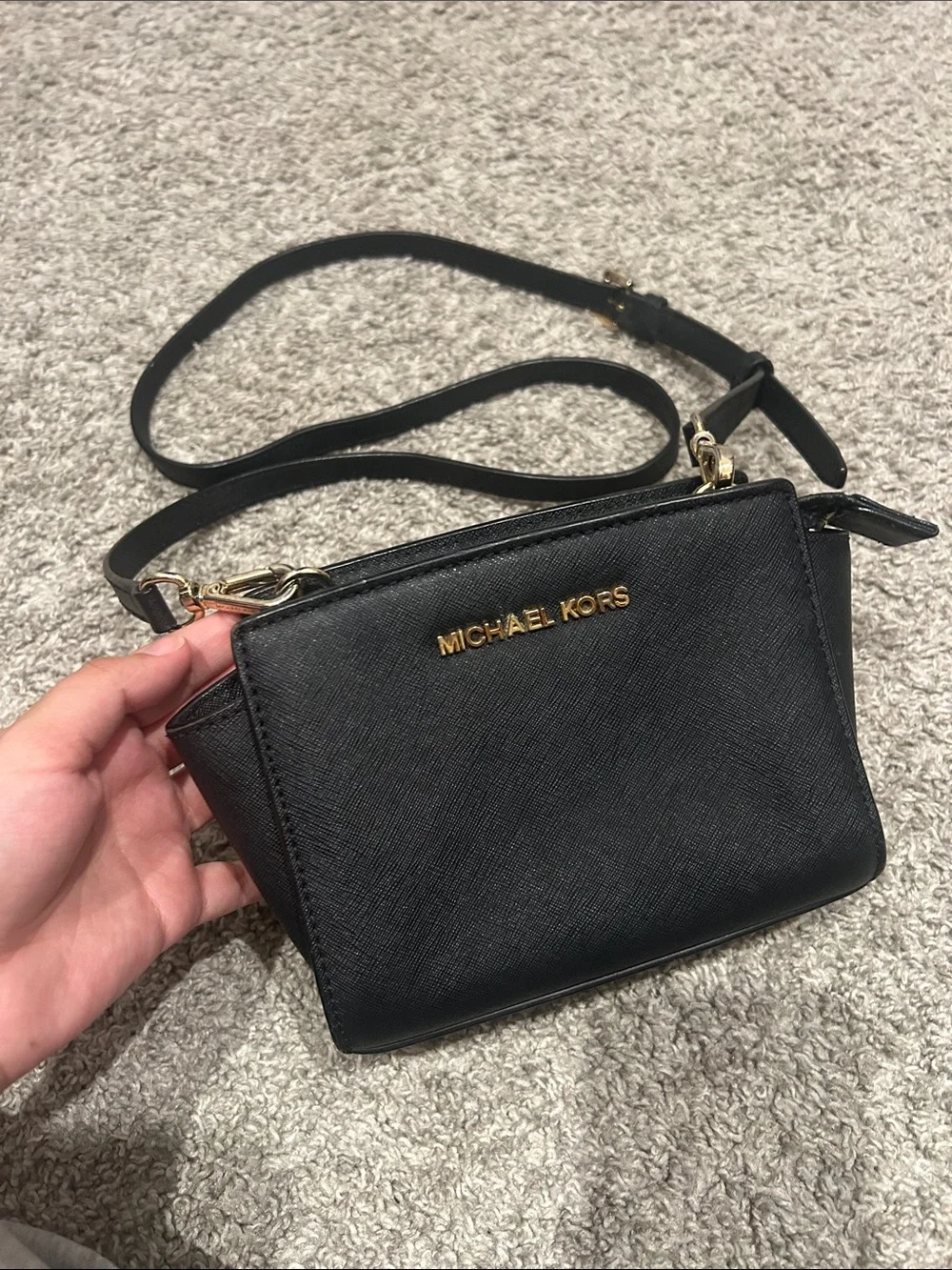 Michael Kors Mini Crossbody